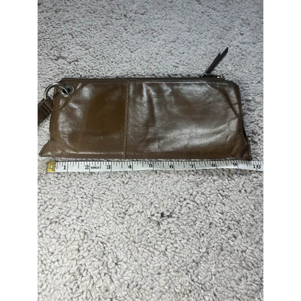 Hobo‎ International Brown Leather Wristlet Clutch Purse Zip Closure